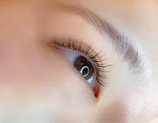 マツエク・マツパ GLAD by Ohana所属・えんどう ももかのマツエク・マツパデザイン