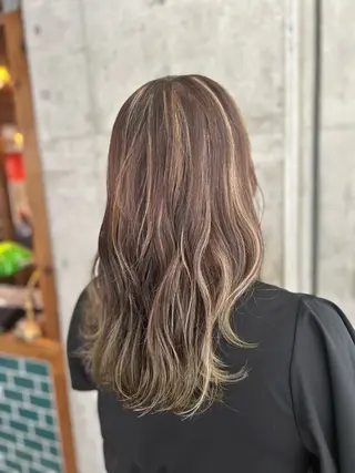 ロング カラー 🎨デザイン🥇 美髪・艶髪　日暮千敬のヘアスタイル