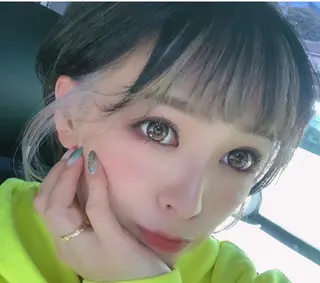 ショート カラー ブリーチなしWカラー /酸性ストレート河本のヘアスタイル