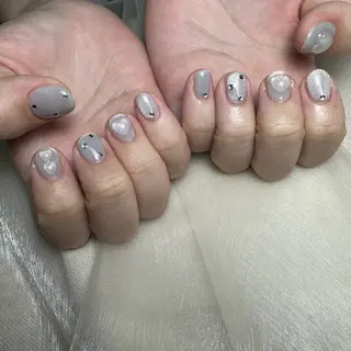 ネイル repos~ルポ~所属・里見 麗のネイルデザイン