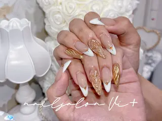 ネイル ✨Nailsalon Vi+✨のネイルデザイン