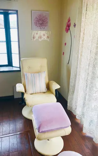 CROWN プライベートサロンのネイルデザイン