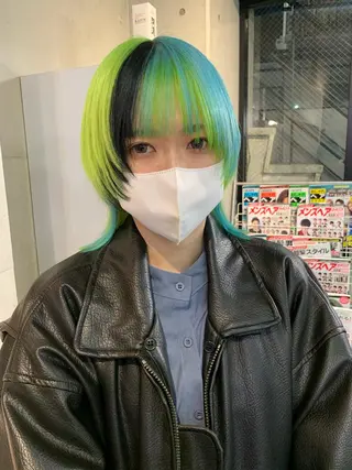 ミディアム カラー 中性ウルフカット ケアブリーチ/ケイトのヘアスタイル