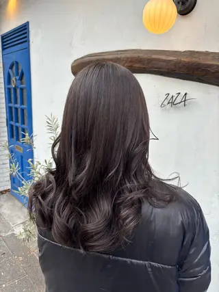 ロング カラー ZAZA Wakaのヘアスタイル