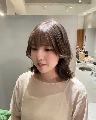 ミディアム カラー ヘアアレンジ まつ毛パーマ 🫧kaede🫧のマツエク・マツパデザイン