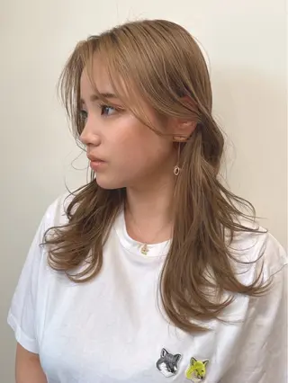 ロング 伶風/ボブ/ ヘーゼルベージュのヘアスタイル