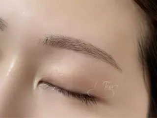 アイブロウ TOP町田 akaneの眉毛・アイブロウイメージ