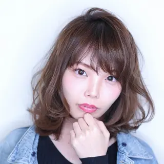 ミディアム カラー パーマ ヘアアレンジ ブリーチ/ヘアケア/ 艶髪/イギチハルのヘアスタイル