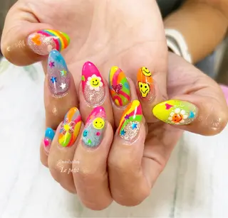 ネイル 石野 広佳のネイルデザイン