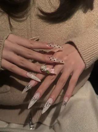 ネイル Lucy's Eyelash & Nail 小倉店所属・mayuko .のネイルデザイン