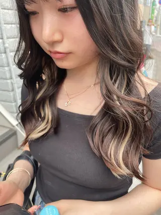 セミロング girly/柔らか カラーMitsukiのヘアスタイル