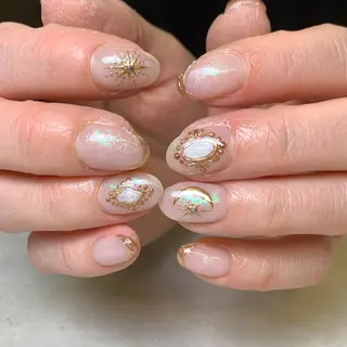 ネイル atelier　FIORITURA所属・FIORITURA aiのネイルデザイン