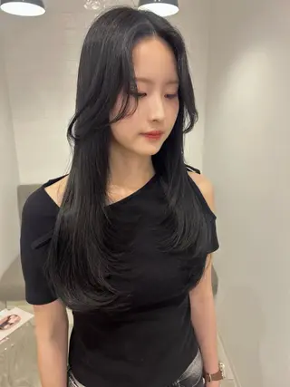 ロング カラー レイヤーカット/長岡 グレージュ/マユ🎀のヘアスタイル