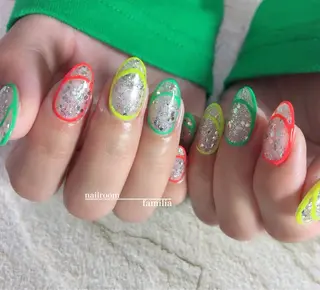ネイル -nailroom- familiaのネイルデザイン