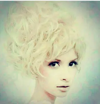 ショート カラー GOLD BLACK所属・究極の艶髪! 艶神!大矢祥央のヘアスタイル