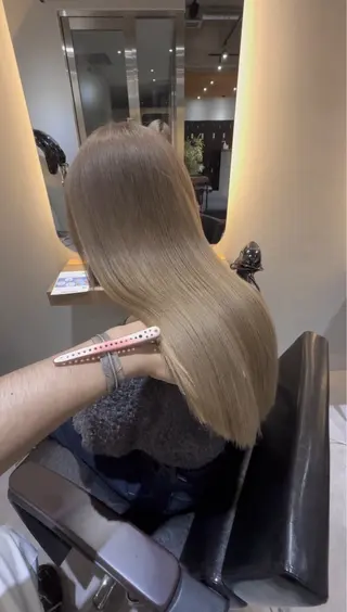 ロング カラー レイヤーカット/ ブリーチカラー/雅人のヘアスタイル