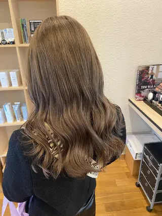 セミロング ブリーチなし透明感 カラー✨山仲絢圭のヘアスタイル