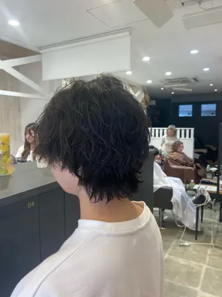 ミディアム パーマ 柴田 枝利子のヘアスタイル