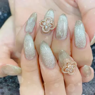 ネイル MoON...❤︎ MeGuのネイルデザイン