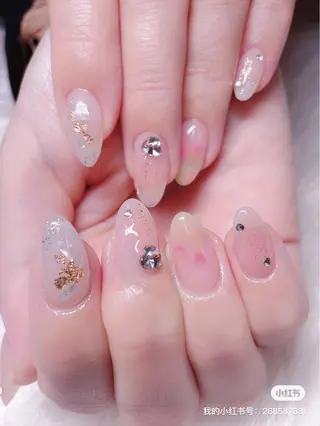 ネイル AngelChris ビューティーサロンのネイルデザイン