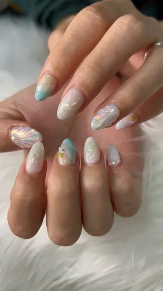 ネイル Blessed:N ブレストのネイルデザイン