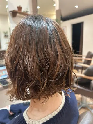 ショート パーマ 篠原 来実のヘアスタイル