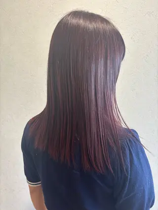 ミディアム カラー 室塚 志穏のヘアスタイル