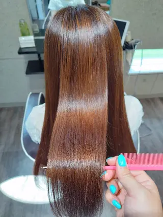 ロング ...a所属・...a ゆかりのヘアスタイル