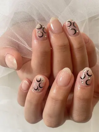 ネイル 🌼リオナ ♥️のネイルデザイン