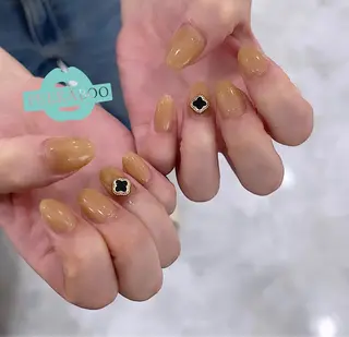 ネイル PEEKABOO京橋 EYE&NAILのマツエク・マツパデザイン