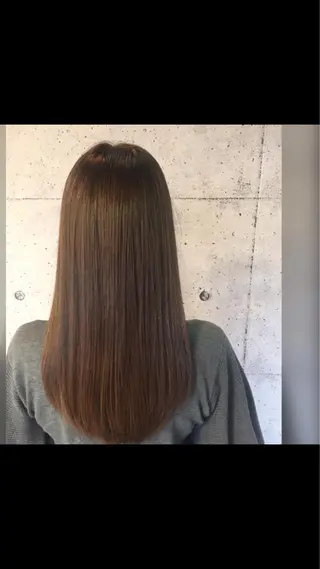 セミロング CHELUMO HAIR EYELASH所属・五郎川 七海のヘアスタイル