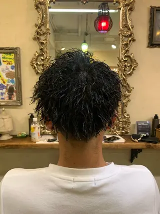 ショート パーマ メンズ veretta .所属・✒️ハイトーン/ メンズ特化　Rikuのヘアスタイル