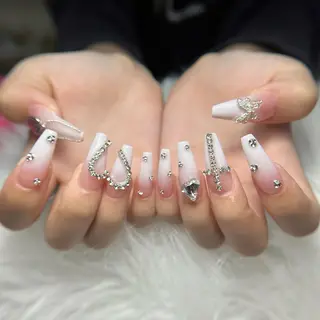 ネイル Luci Nail所属・Luci Nail Rioのネイルデザイン