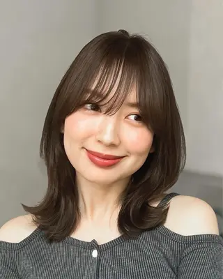 ミディアム カラー レイヤーカット/ くびれヘア佐藤大空のヘアスタイル