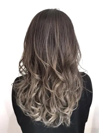 ロング カラー Astilbe所属・chichibu kasumiのヘアスタイル