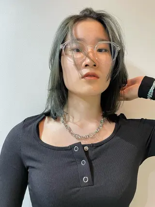 ミディアム Yusuke ユウスケのヘアスタイル