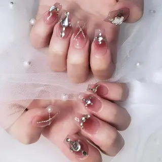 ネイル ビジュード ネイルのネイルデザイン