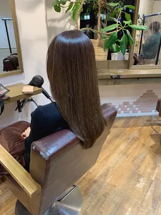 ロング カラー ✨️美髪矯正×似合わ せ艶カラー✨藤田透のヘアスタイル