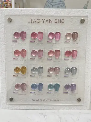 ネイル ネイルサロンエクラ 🫧Shizukaのネイルデザイン