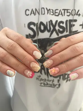 ネイル koyu 🩶のネイルデザイン