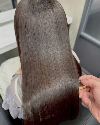 ロング カラー 高品質な髪質改善 透明感カラー船本のヘアスタイル