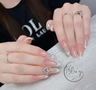 ロング Bling Salonのネイルデザイン