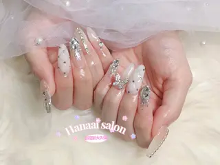 ミディアム Hanaai Salon新宿店のネイルデザイン