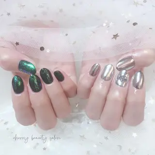 ネイル SAKURA 🍒のネイルデザイン