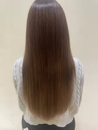 セミロング カラー 川井田 志津子のエステ・リラクイメージ