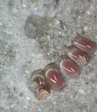 ネイル 三本 綾奈のネイルデザイン