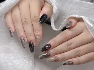 ネイル Lee Nailsのネイルデザイン