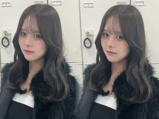 ロング 韓国ヘア/ブリーチ無 しWカラー/オリーブのヘアスタイル