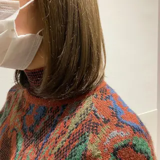 ミディアム カラー uka スタイリスト 楠本紗己のヘアスタイル