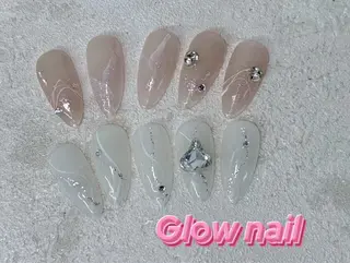 ネイル グロー ネイルのネイルデザイン